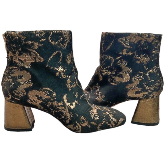 Nanette Lepore fancy textile boots size 7.5 - Picture 3 of 17